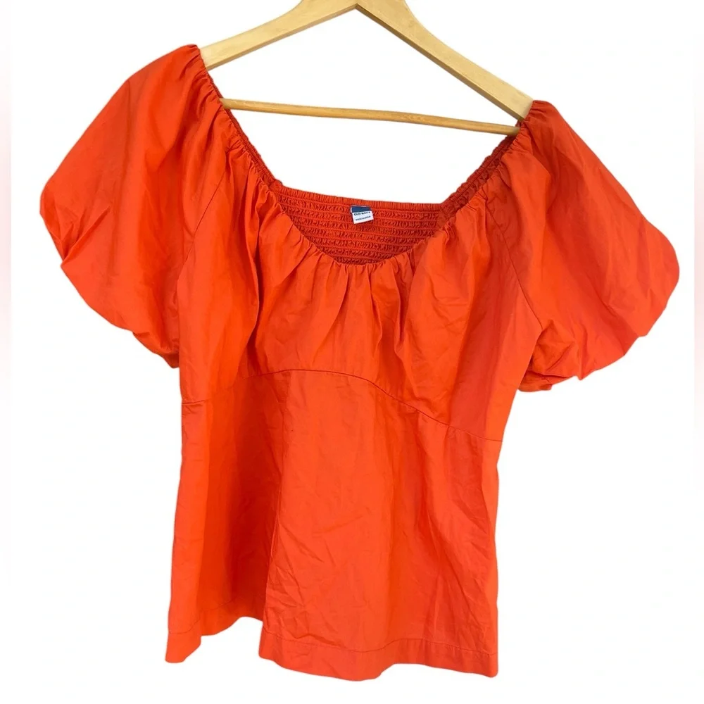 Old Navy Size Large Women’s Orange Ruffled puff sleeve Blouse smocked back